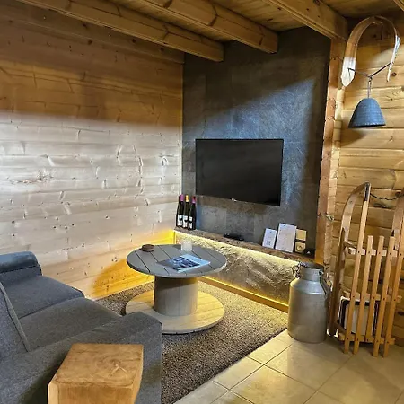 Authentique - Insolite - Sauna & Telecabine - Menage, Serviettes, Lit Fait Inclus